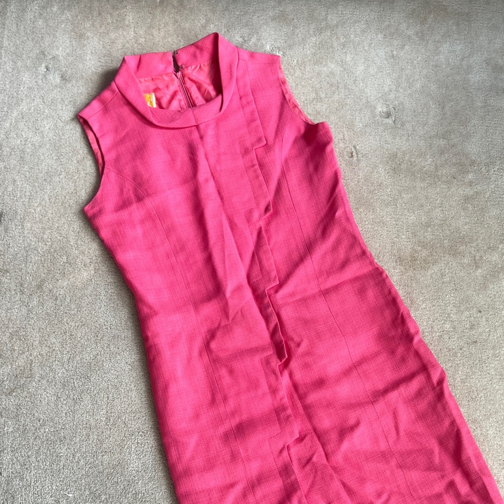 Vintage 1960s Josef pink shift dress